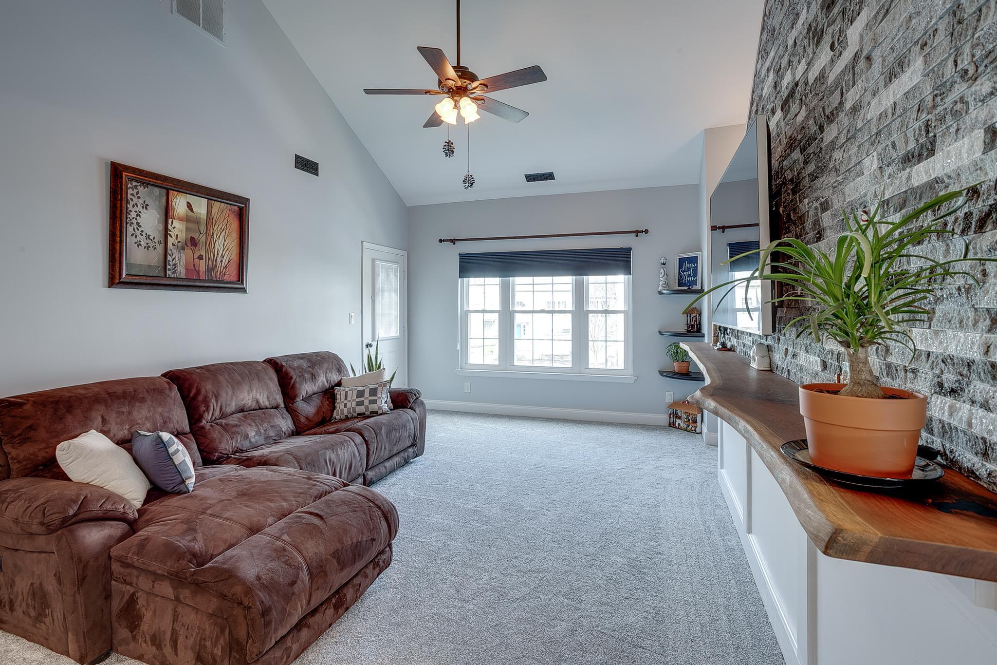 302 Quail Road Marlton, NJ 08053 - Photo 7 of 29 Great room with custom Black Walnut Mantel