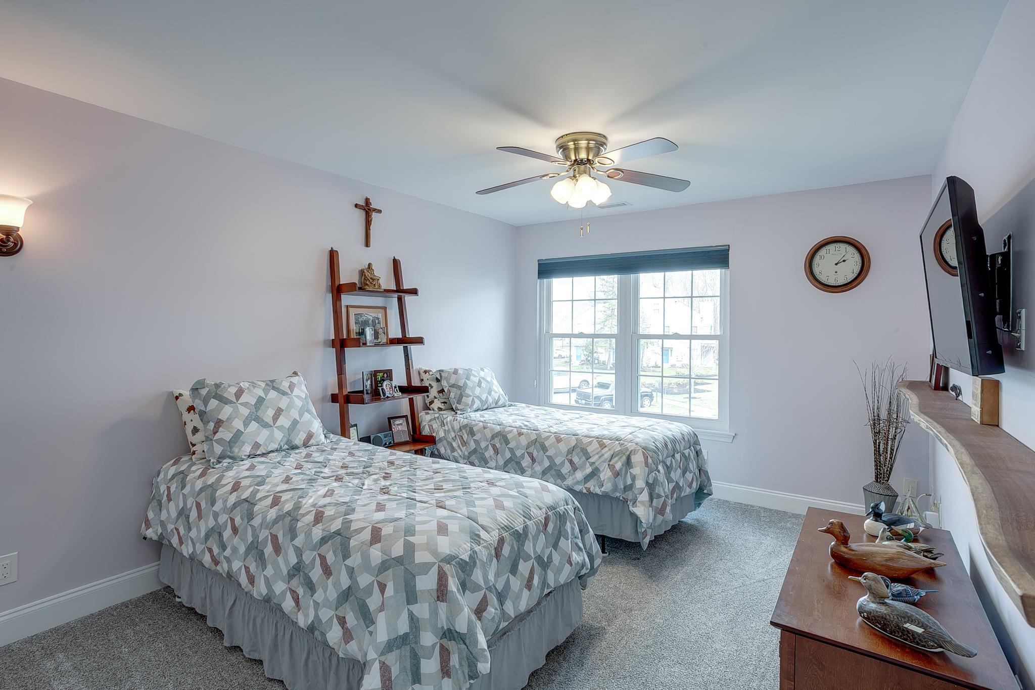 302 Quail Road Marlton, NJ 08053 - Photo 10 of 29 Main bedroom with custom shelf
