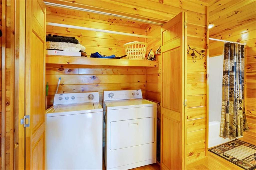 192 Oak Ridge Way Morganton, GA 30560 - Photo 42 of 56 a utility room with dryer and washer