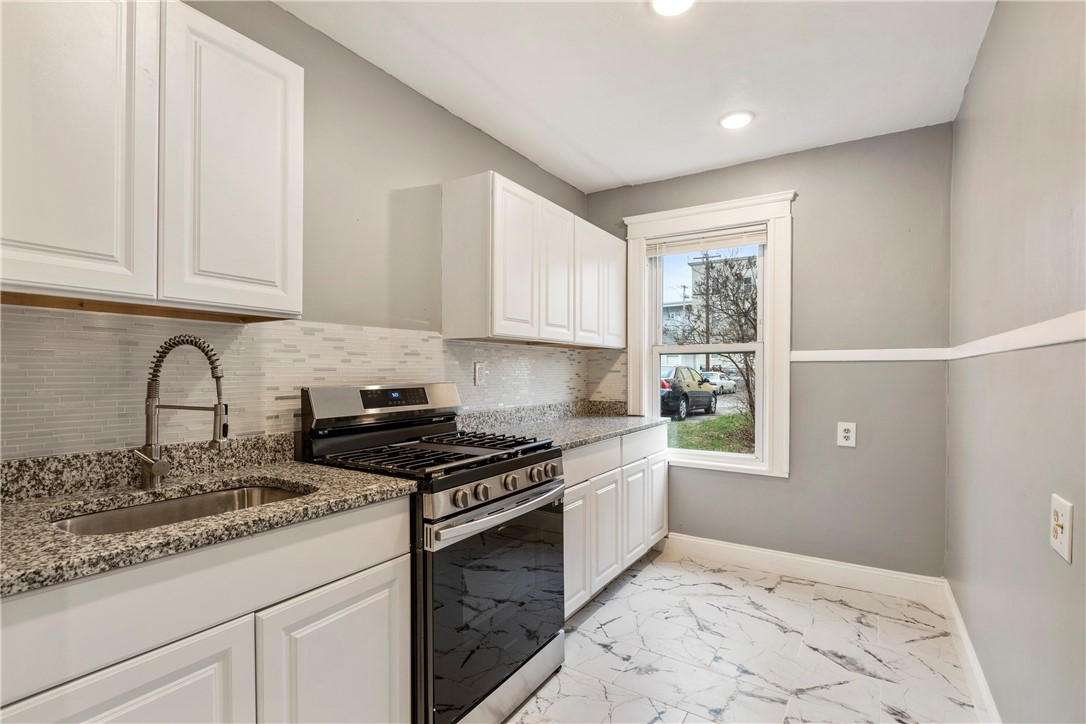 45 Read Avenue Woonsocket, RI 02895 - Photo 11 of 32