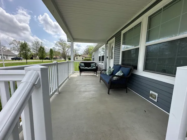 $345,000 | 513 North 10th Street, Benton, IL 62812