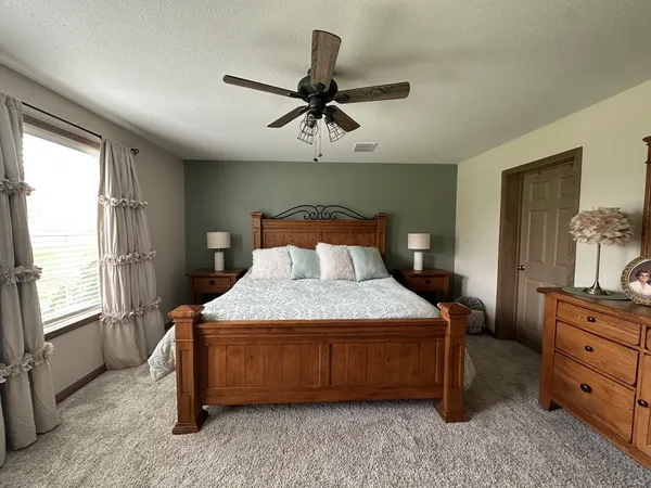 $345,000 | 513 North 10th Street, Benton, IL 62812