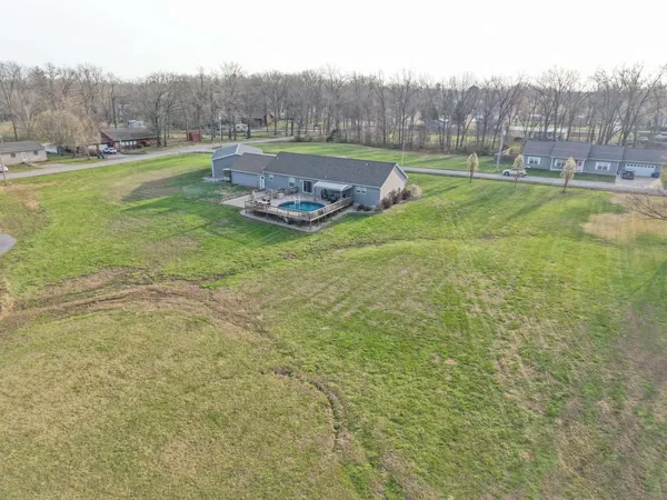 $345,000 | 513 North 10th Street, Benton, IL 62812