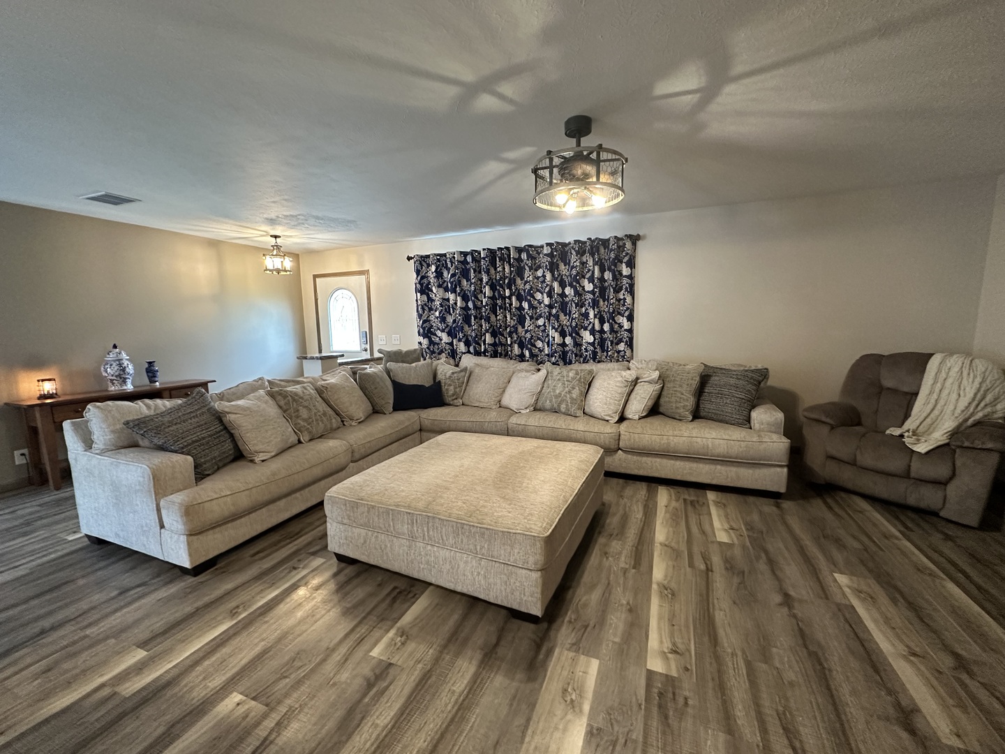 513 North 10th Street Benton, IL 62812 - Photo 44 of 75 a living room with furniture and wooden floor