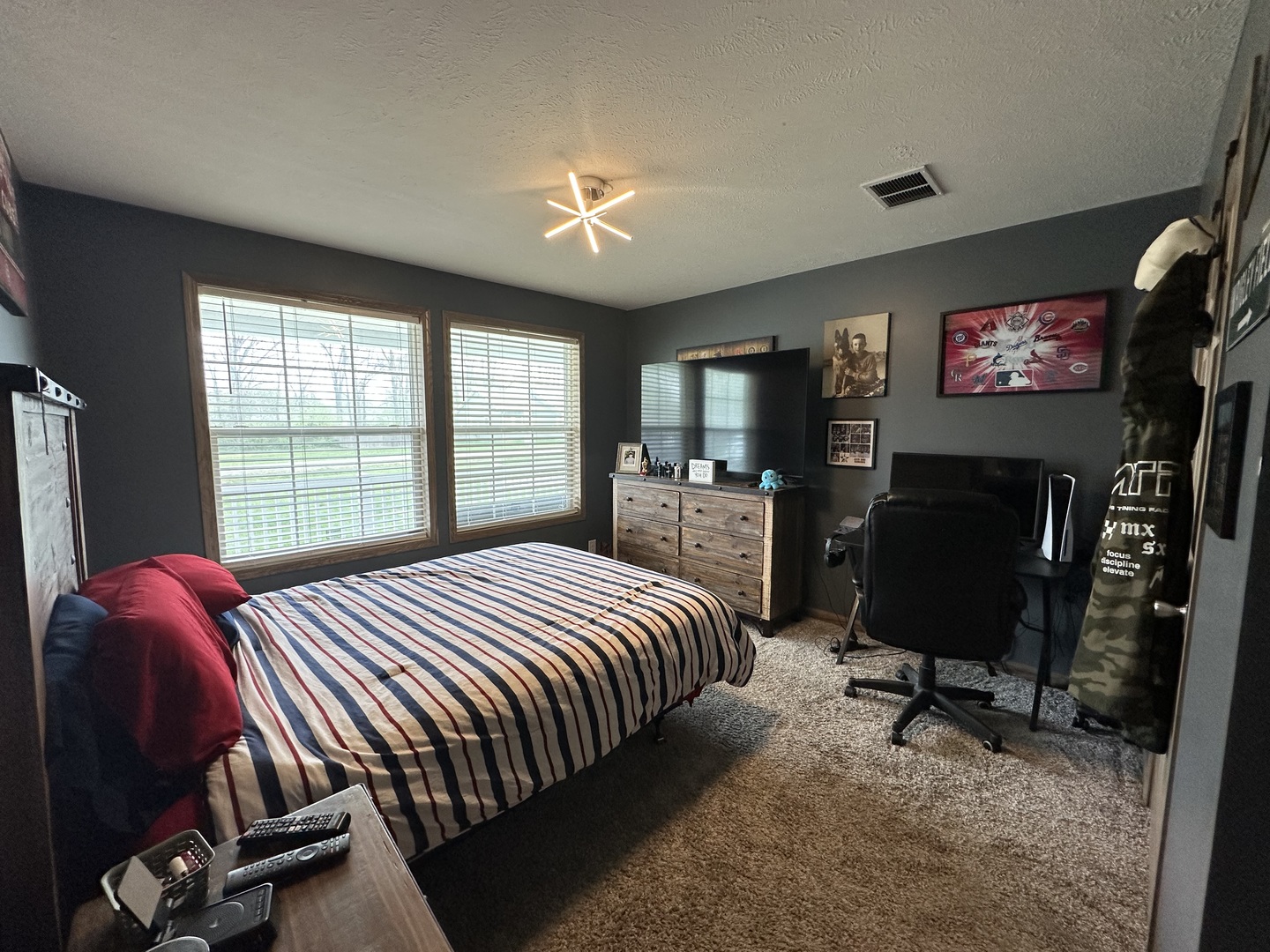 513 North 10th Street Benton, IL 62812 - Photo 60 of 75 a bedroom with a bed and furniture