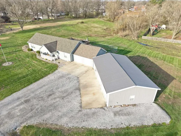 $345,000 | 513 North 10th Street, Benton, IL 62812