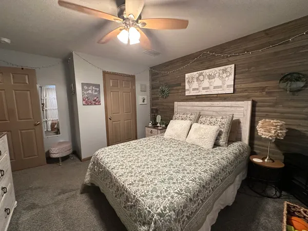 $345,000 | 513 North 10th Street, Benton, IL 62812