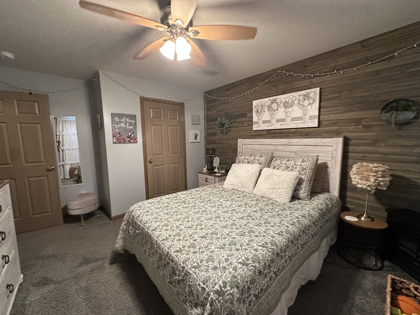 513 North 10th Street Benton, IL 62812 - Photo 67 of 75 a bedroom with bed and a chandelier