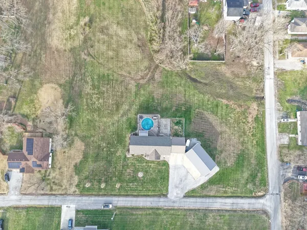 $345,000 | 513 North 10th Street, Benton, IL 62812