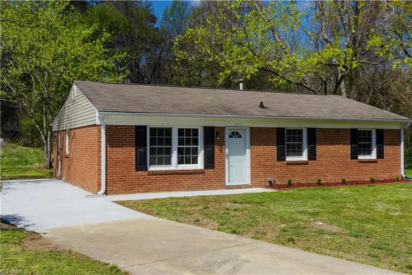 $229,999 | 1436 Lanier Court, Burlington, NC 27217