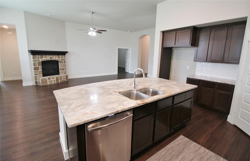 1665 Sheldon Drive Forney, TX 75126 - Photo 9 of 31