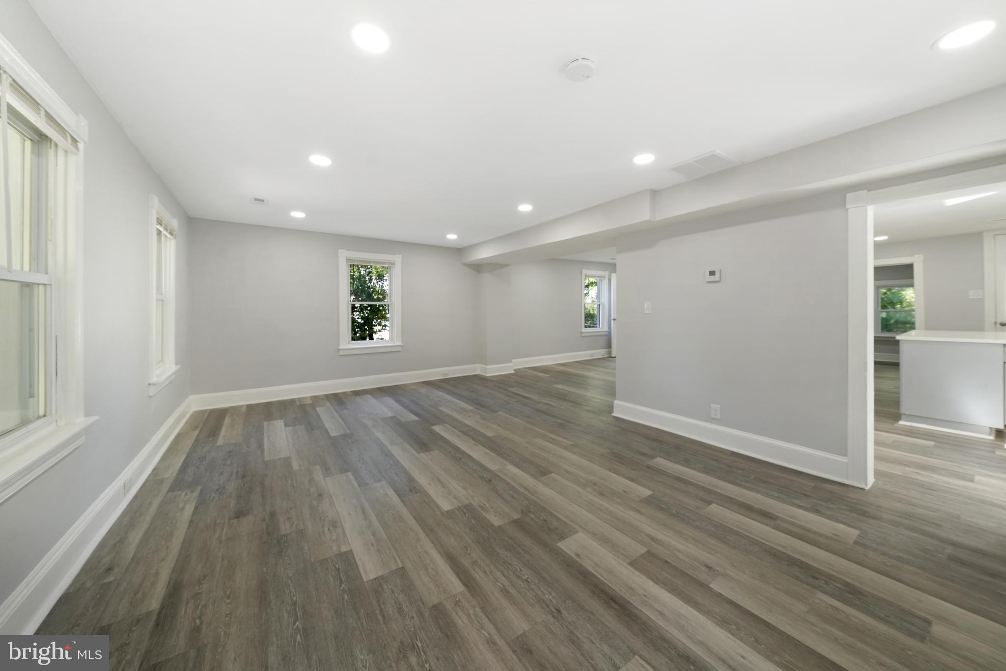 704 Old Baltimore Road Westminster, MD 21157 - Photo 11 of 36 Living Room