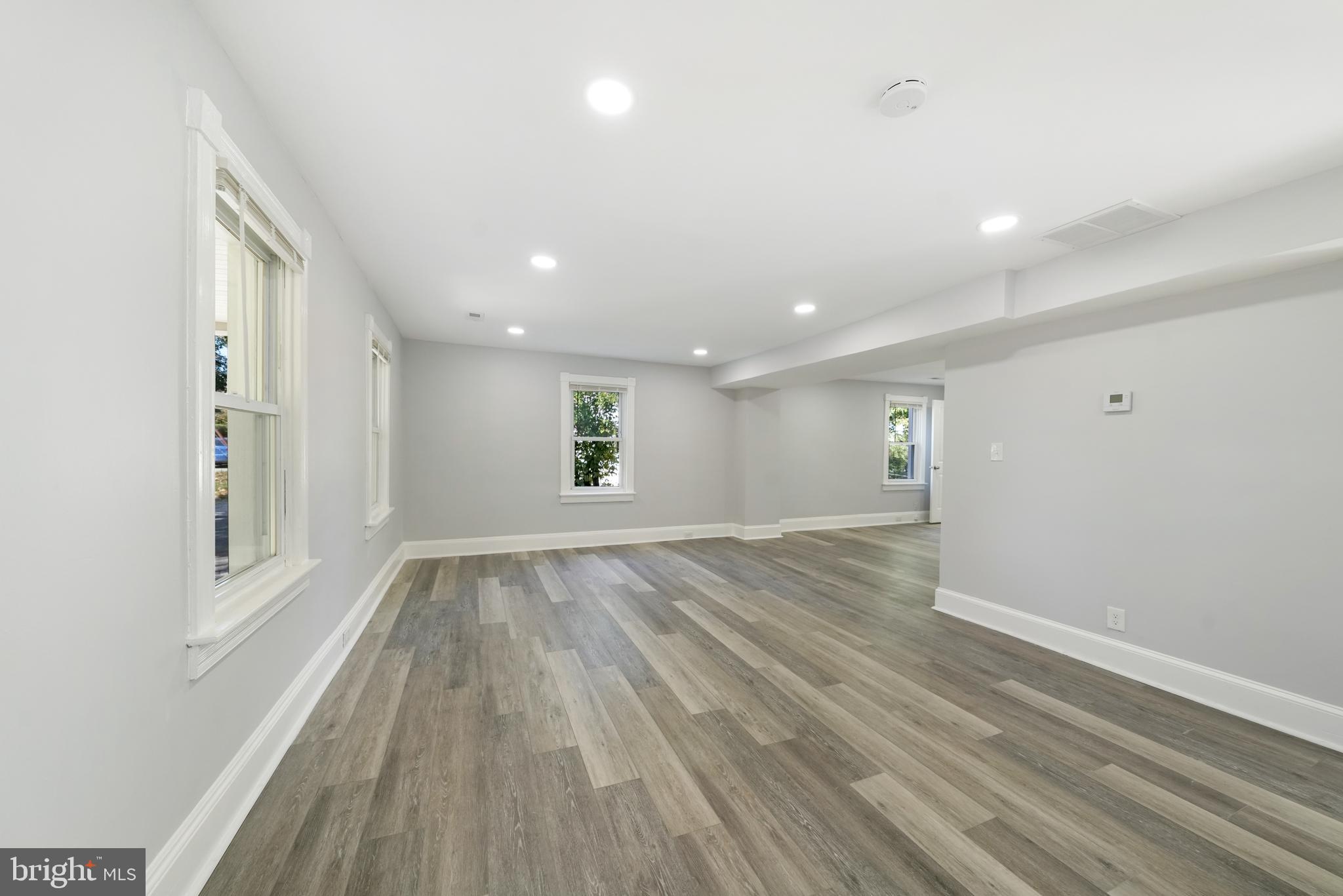 704 Old Baltimore Road Westminster, MD 21157 - Photo 12 of 36 Living Room
