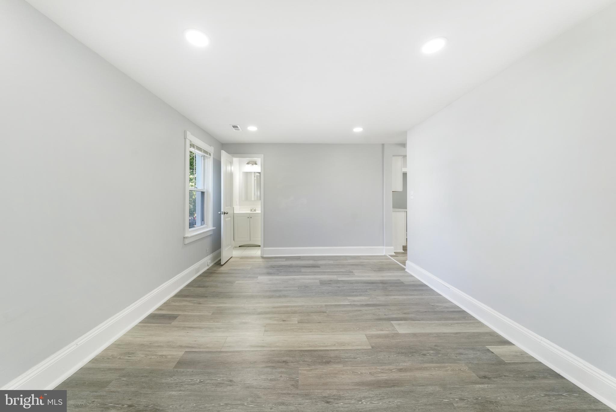704 Old Baltimore Road Westminster, MD 21157 - Photo 15 of 36 Dinning Room