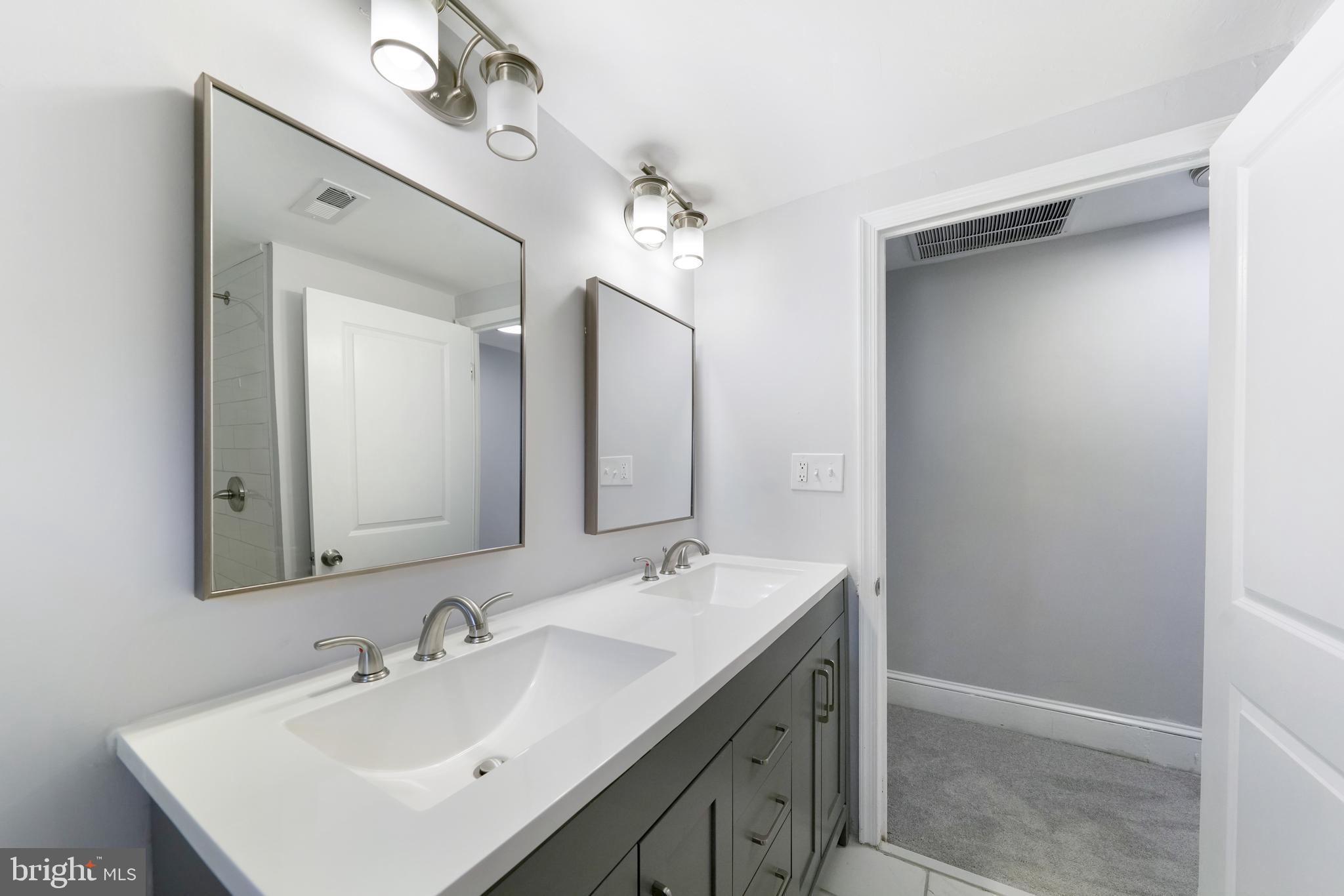 704 Old Baltimore Road Westminster, MD 21157 - Photo 26 of 36 Bath #2