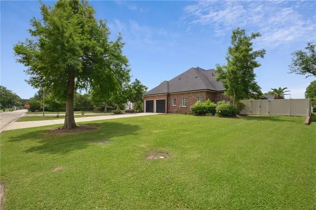 $999,999 | 403 Ormond Boulevard, Destrehan, LA 70047