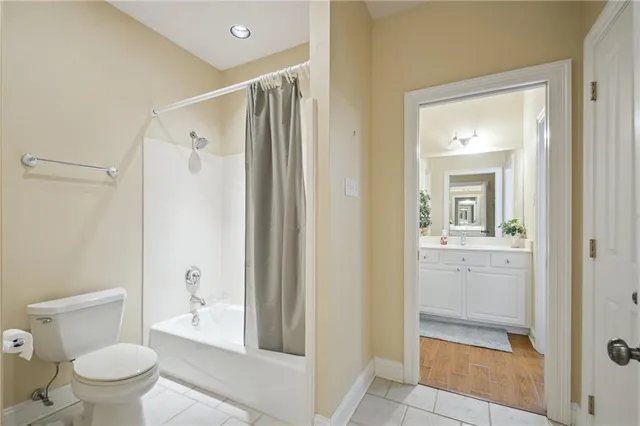 $999,999 | 403 Ormond Boulevard, Destrehan, LA 70047