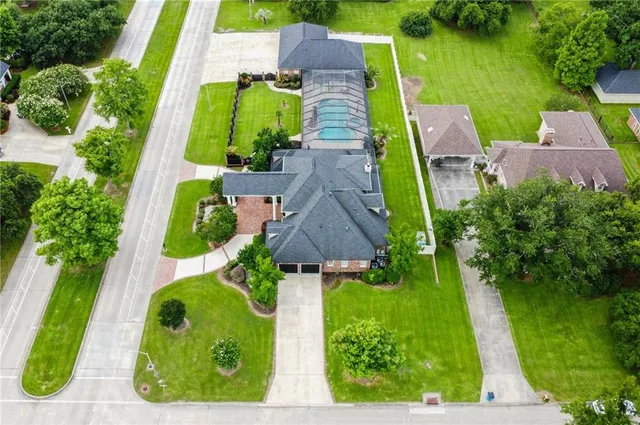 $999,999 | 403 Ormond Boulevard, Destrehan, LA 70047