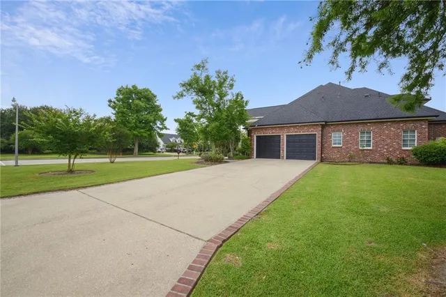 $999,999 | 403 Ormond Boulevard, Destrehan, LA 70047