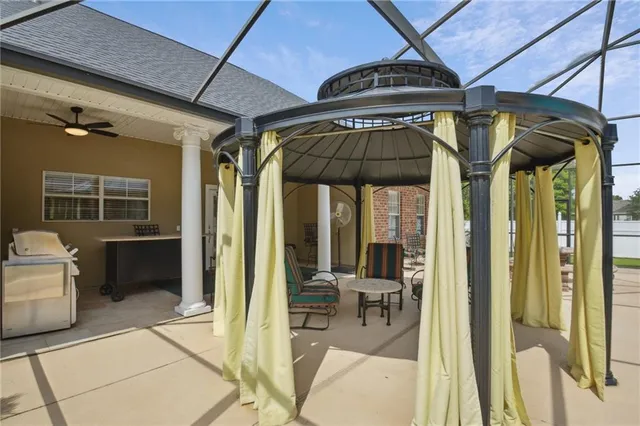 $999,999 | 403 Ormond Boulevard, Destrehan, LA 70047