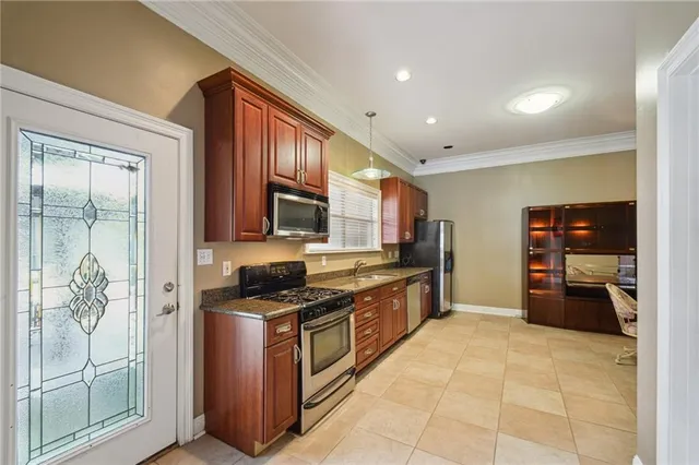 $999,999 | 403 Ormond Boulevard, Destrehan, LA 70047