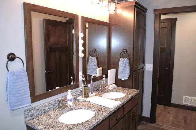 $359,900 | 1642 Beaver Way, New Richmond, WI 54017