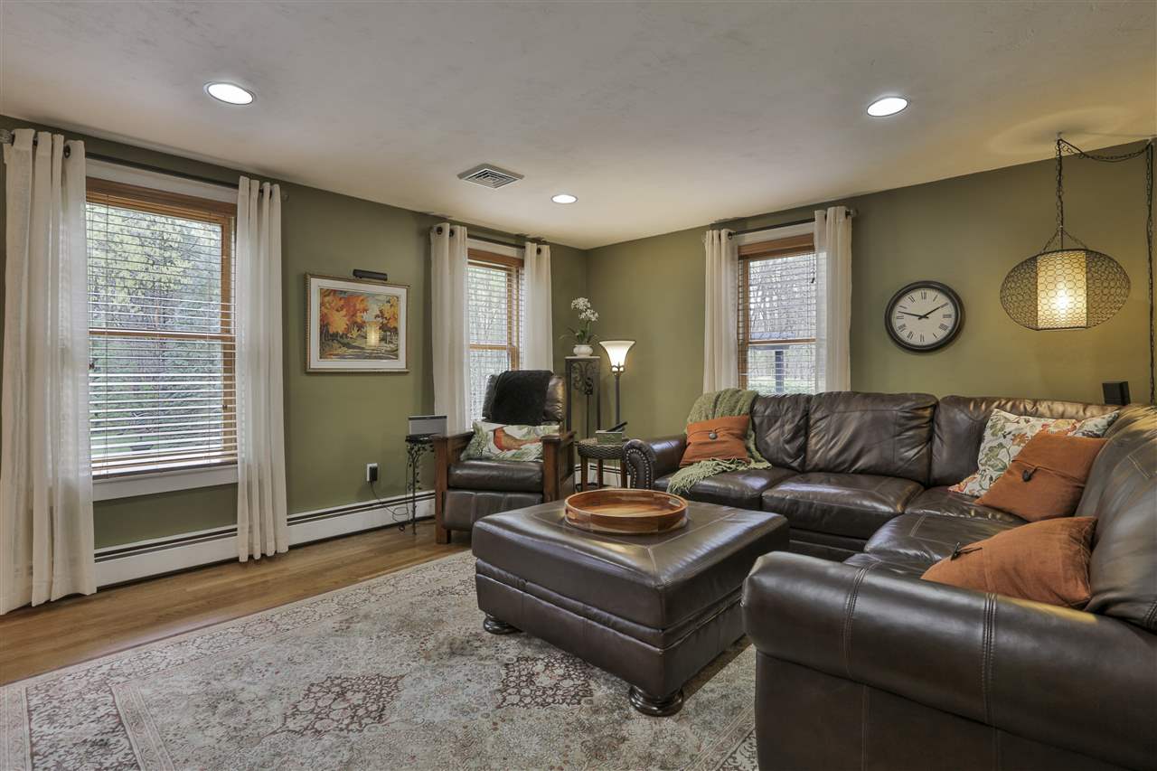 71 Castle Hill Road Windham, NH 03087 - Photo 14 of 39