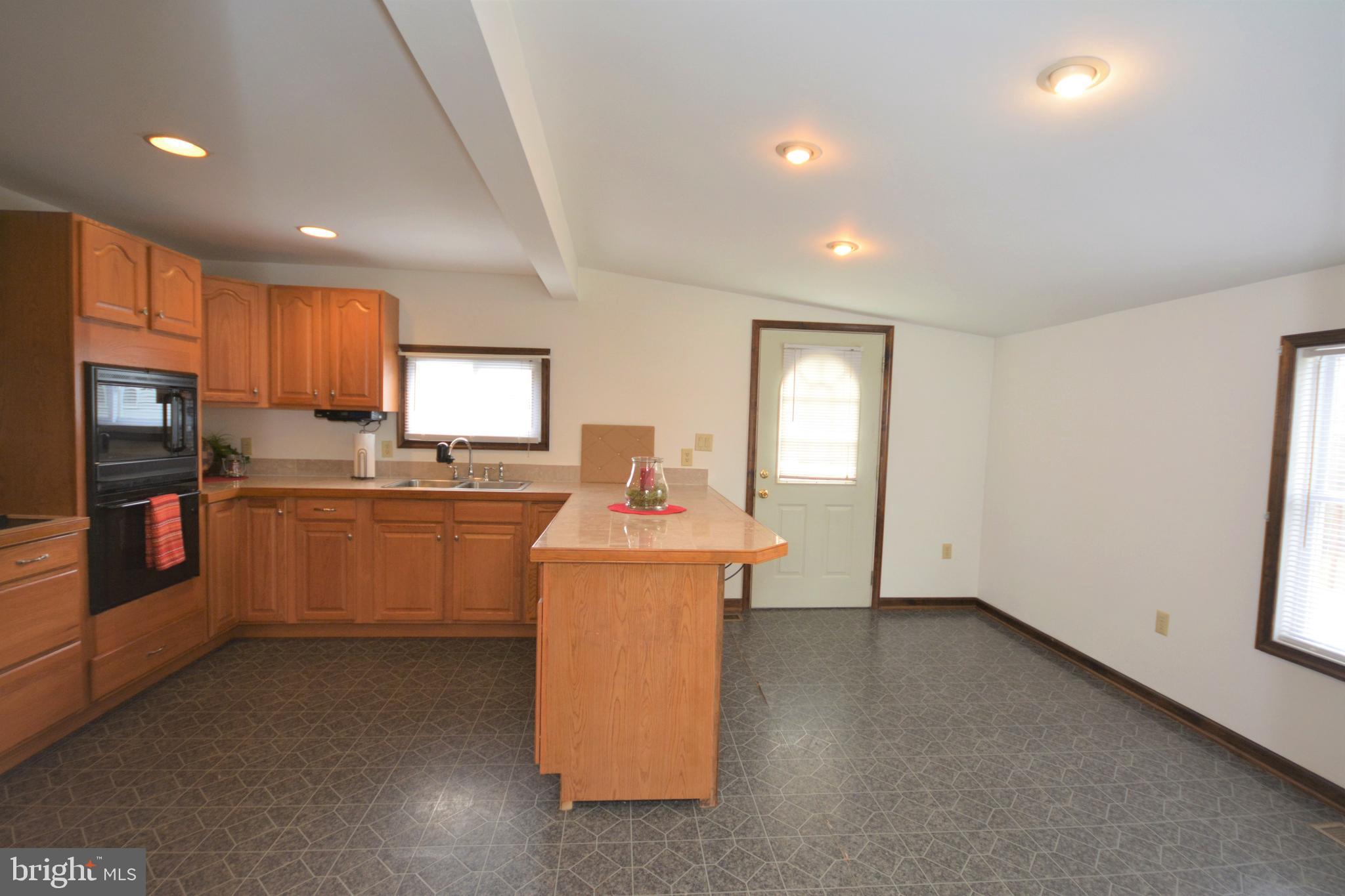 1339 Wakeman Mill Road Front Royal, VA 22630 - Photo 14 of 45 Kitchen with recessed lighting