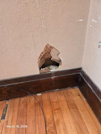 $59,900 | 694 Montgomery Avenue, East Dubuque, IL 61025