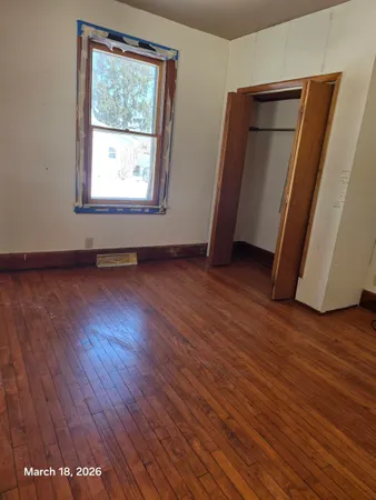 $59,900 | 694 Montgomery Avenue, East Dubuque, IL 61025