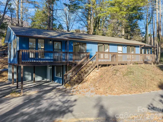 $510,000 | 139 Church Street, Burnsville, NC 28714