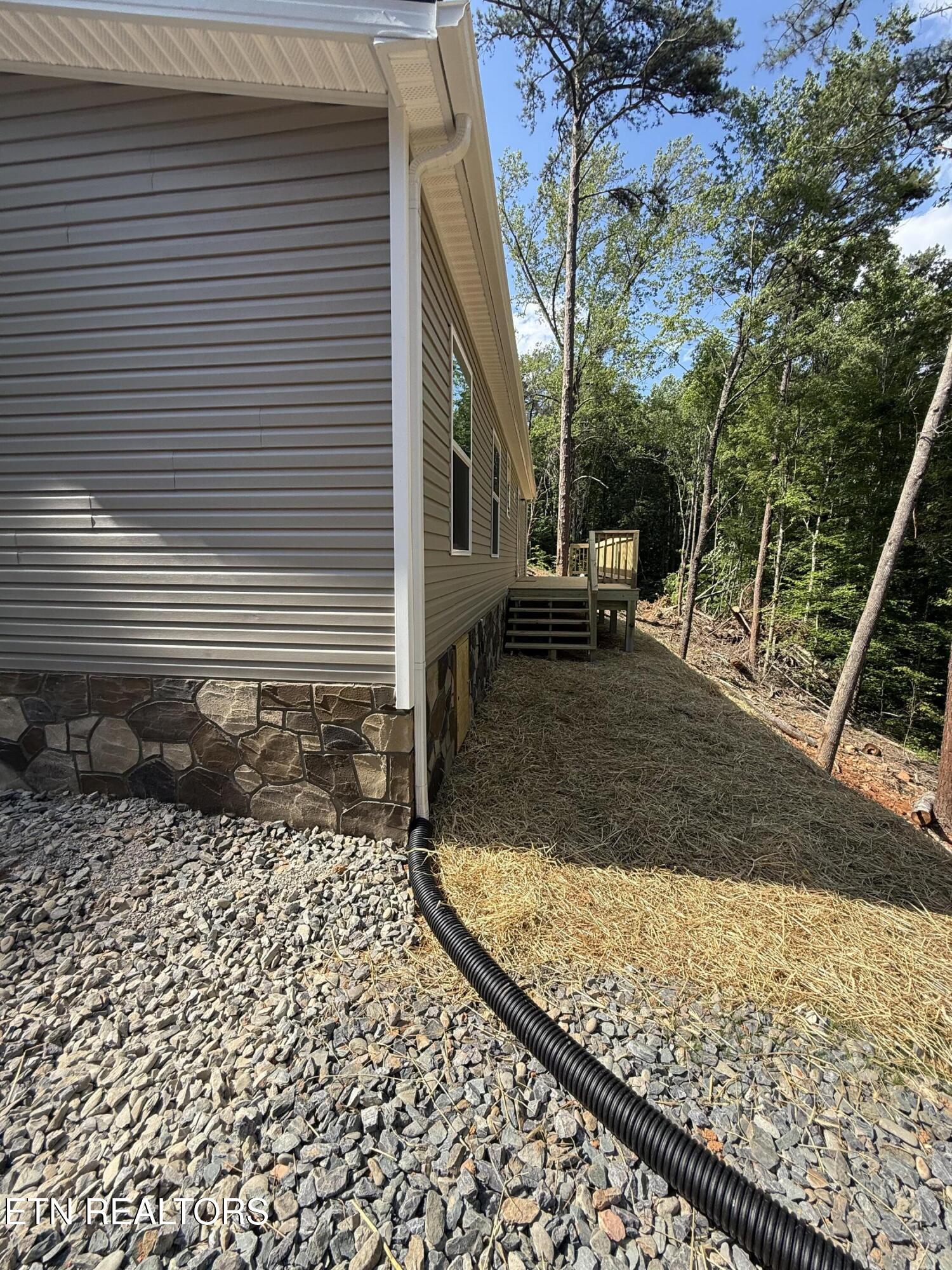 355 Michaels Way Newport, TN 37821 - Photo 13 of 58 IMG_9072