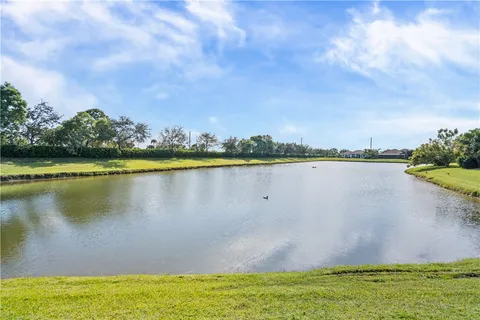 $919,000 | 510 Caroline Drive, Vero Beach, FL 32968