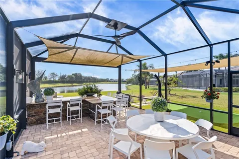 $919,000 | 510 Caroline Drive, Vero Beach, FL 32968