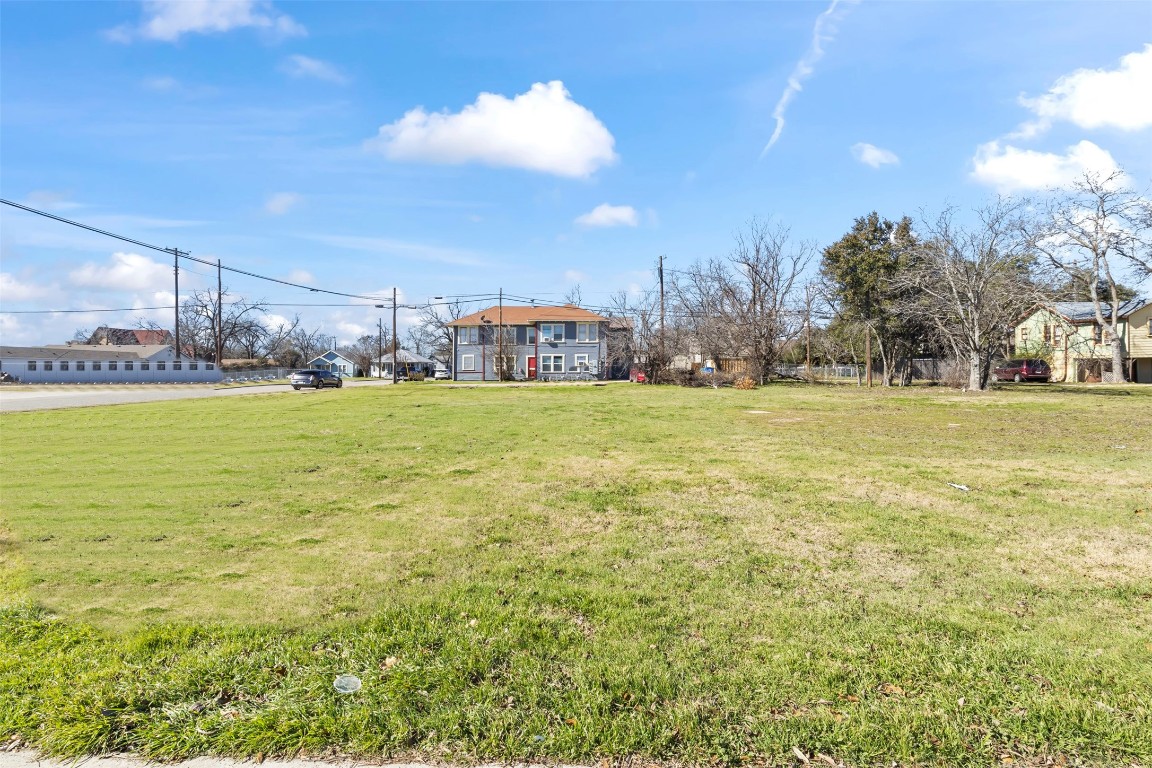 703 North Main Street Taylor, TX 76574 - Photo 12 of 23 a view of a ocean view