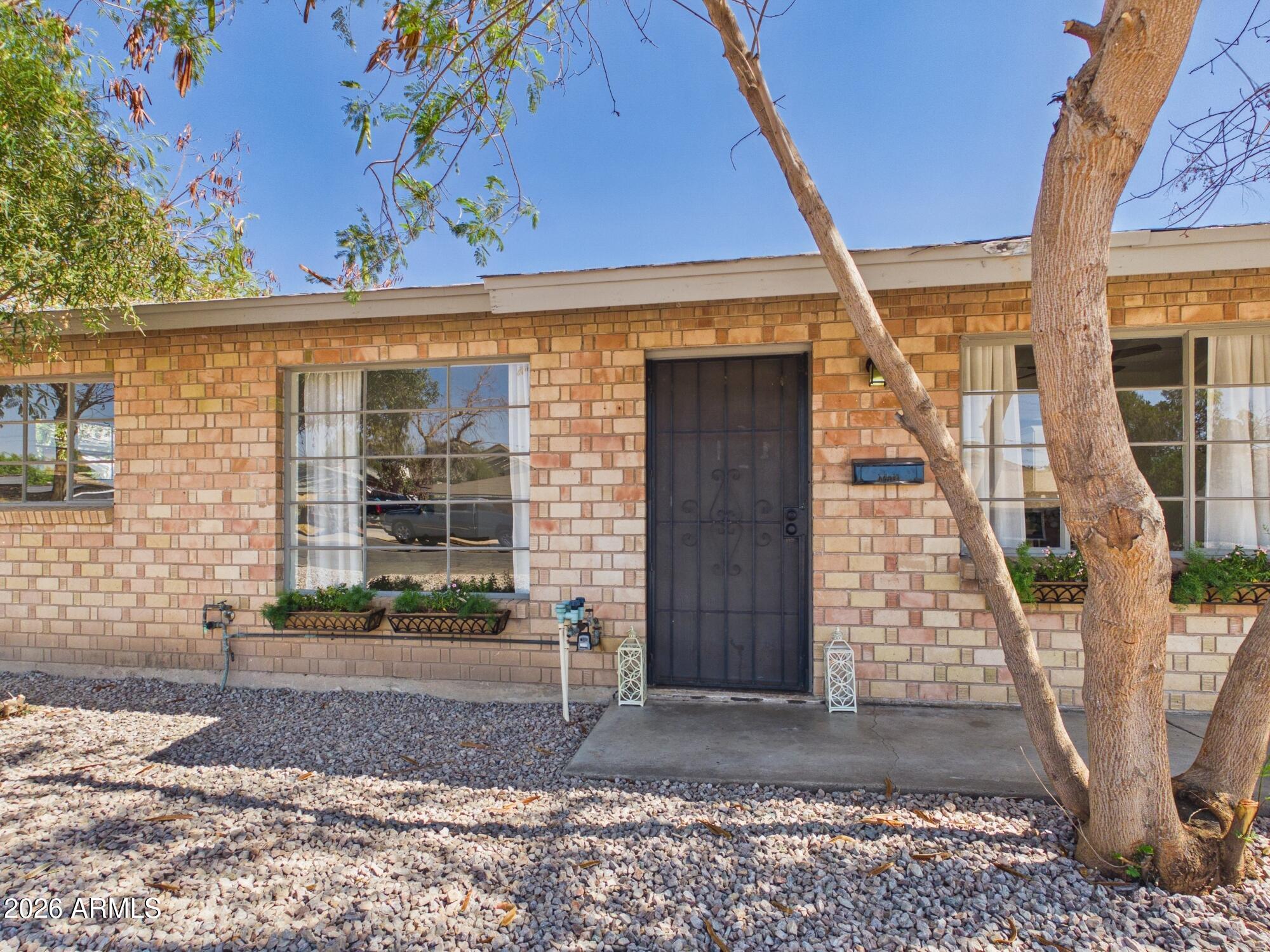 2759 West Lawrence Road Phoenix, AZ 85017 - Photo 23 of 26