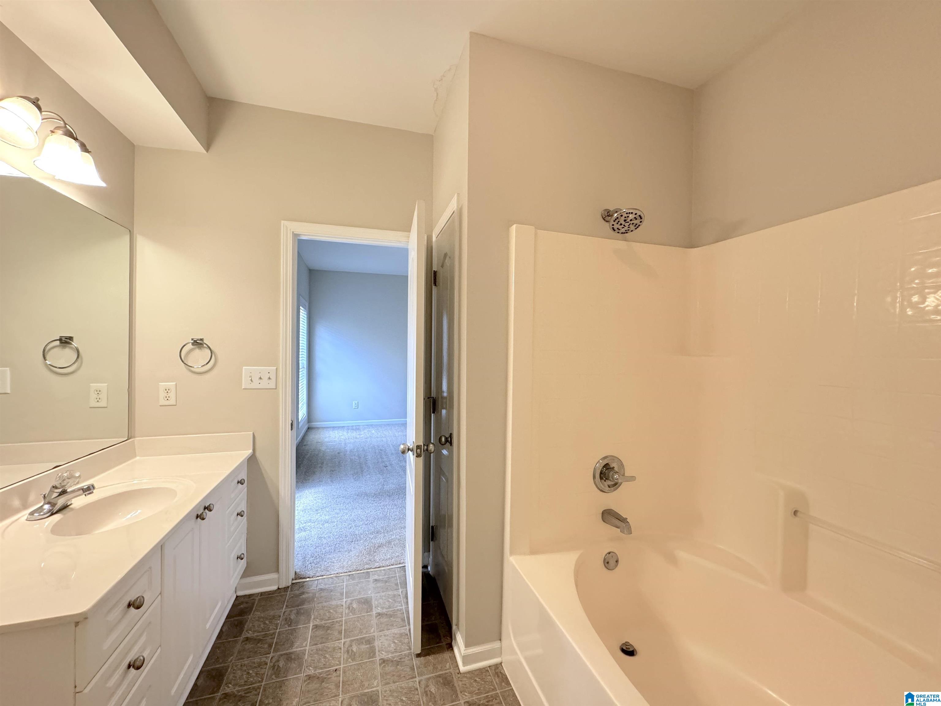 2185 Village Lane Calera, AL 35040 - Photo 18 of 39