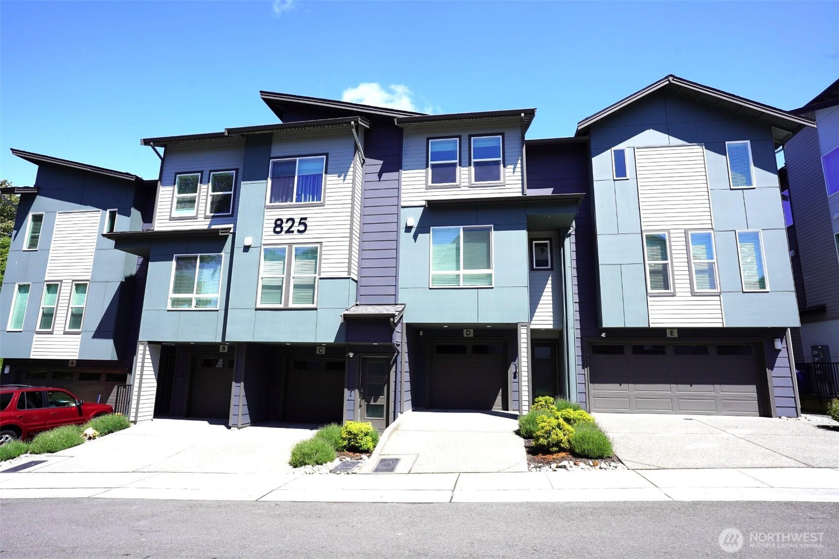 a house view with a outdoor space