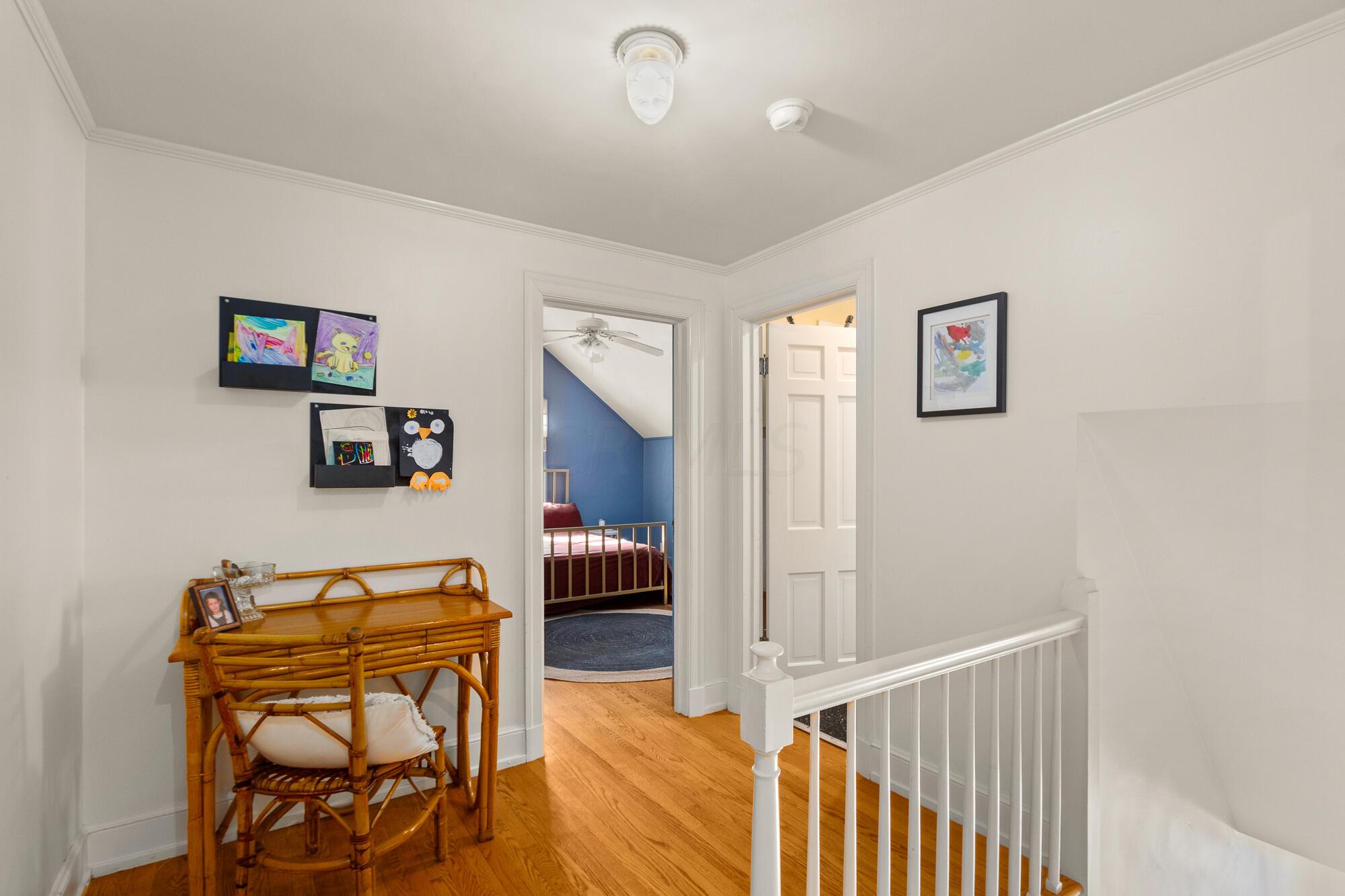 511 Edgewood Road Mansfield, OH 44907 - Photo 20 of 47 upstairs-hall-office