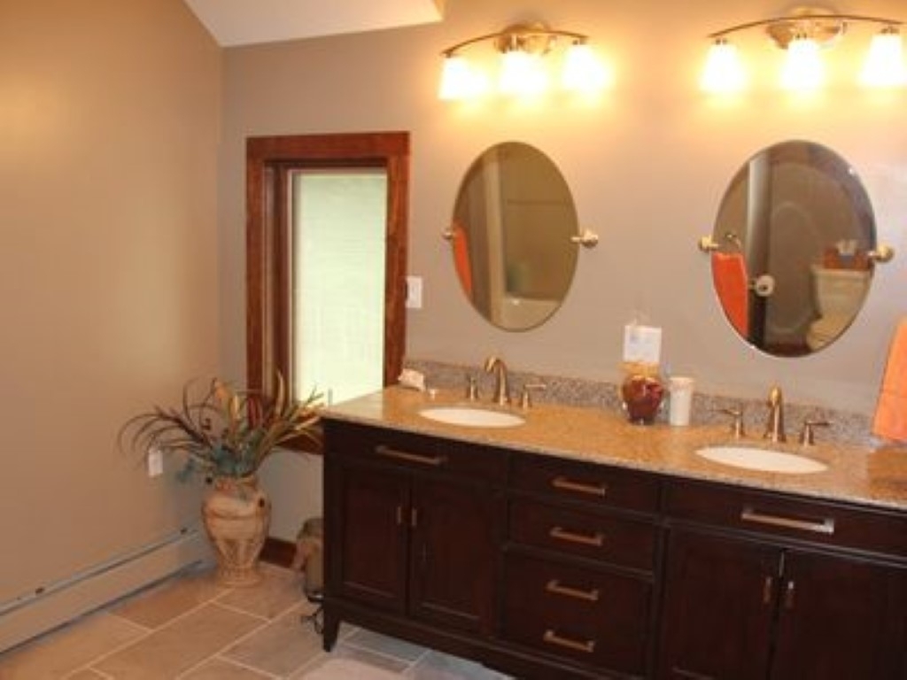 225 Meeker Road Vestal, NY 13850 - Photo 15 of 31 Gallery Image 15