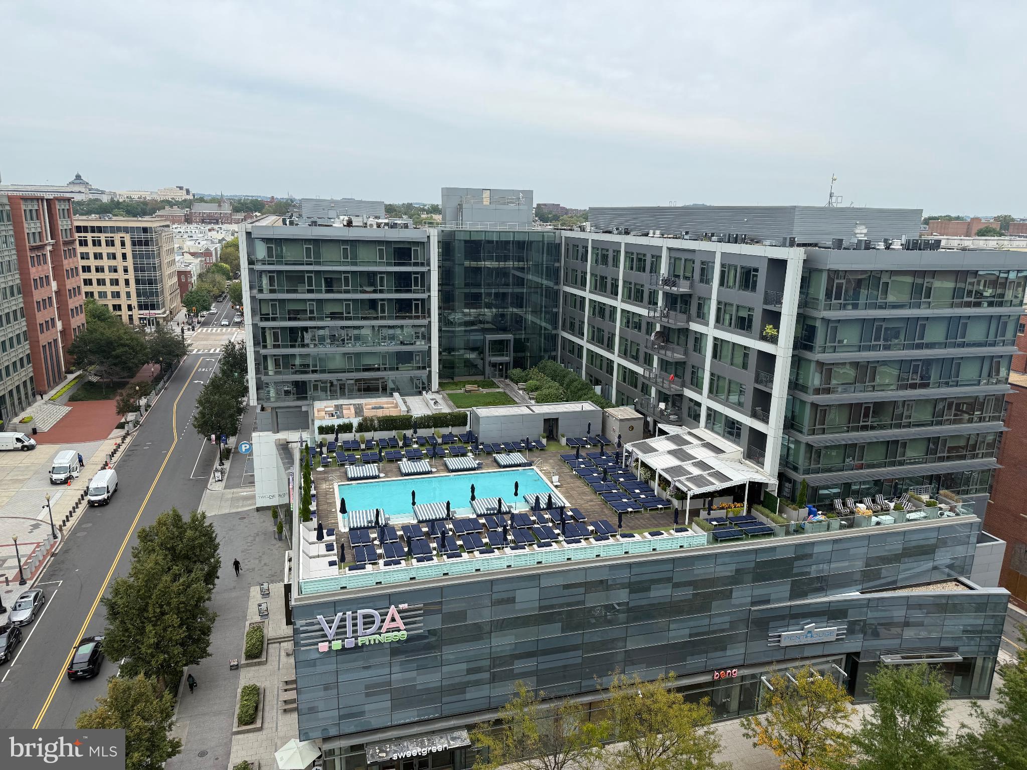 1300 4th Street Southeast, Unit 402 Washington, DC 20003 - Photo 23 of 27 View of Vida pool with memberships available