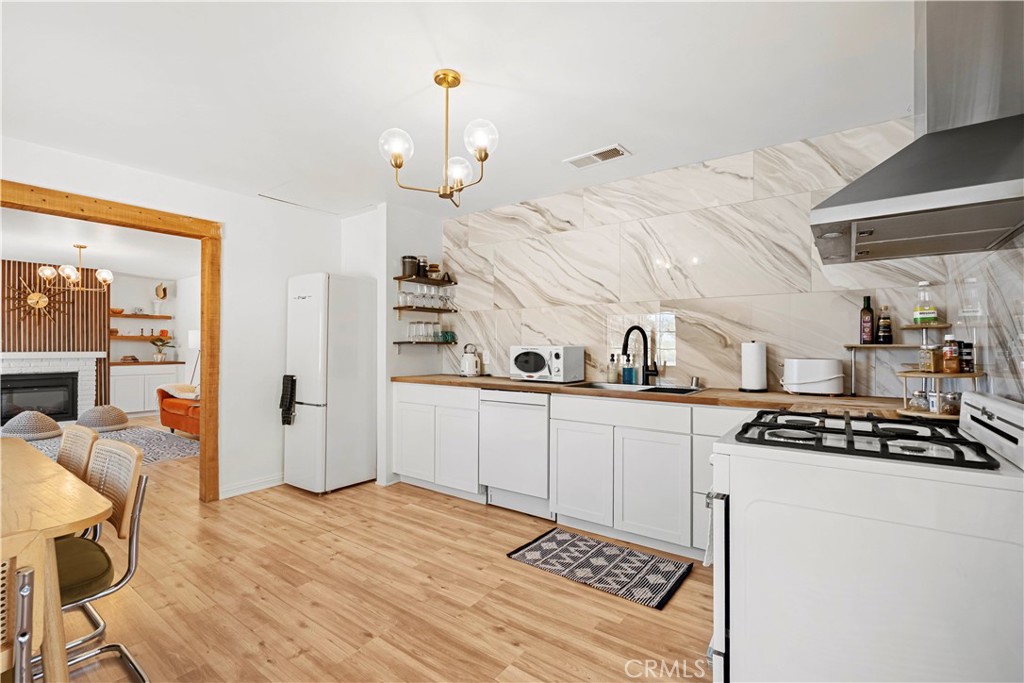 63608 Jadeite Street Joshua Tree, CA 92252 - Photo 5 of 53