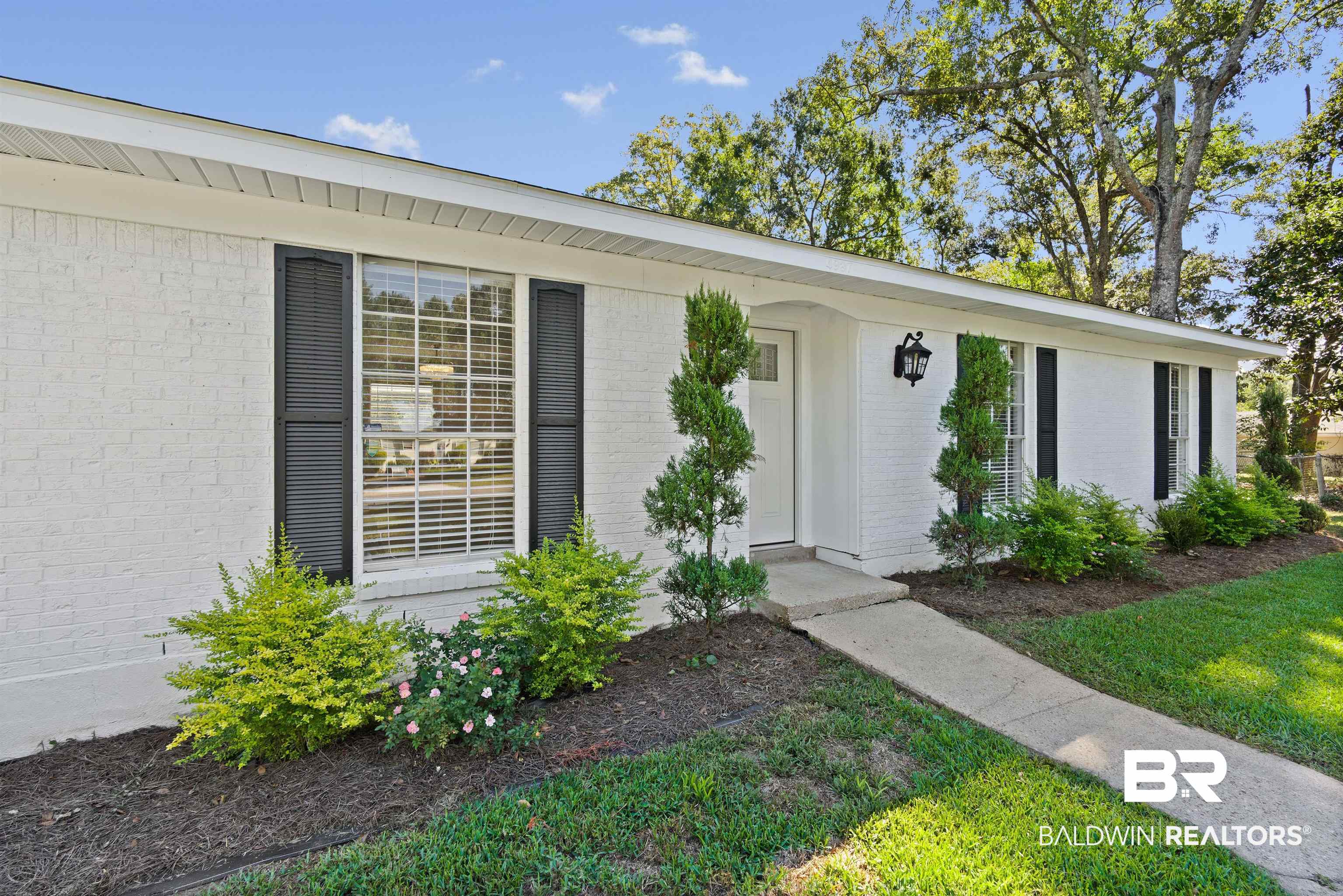 4937 Huron Road Mobile, AL 36619 - Photo 3 of 28