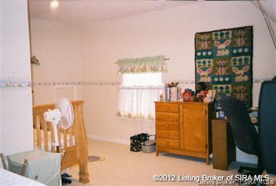 1312 Valley View Road New Albany, IN 47150 - Photo 3 of 15 Gallery Image 3