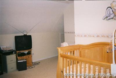 1312 Valley View Road New Albany, IN 47150 - Photo 4 of 15 Gallery Image 4