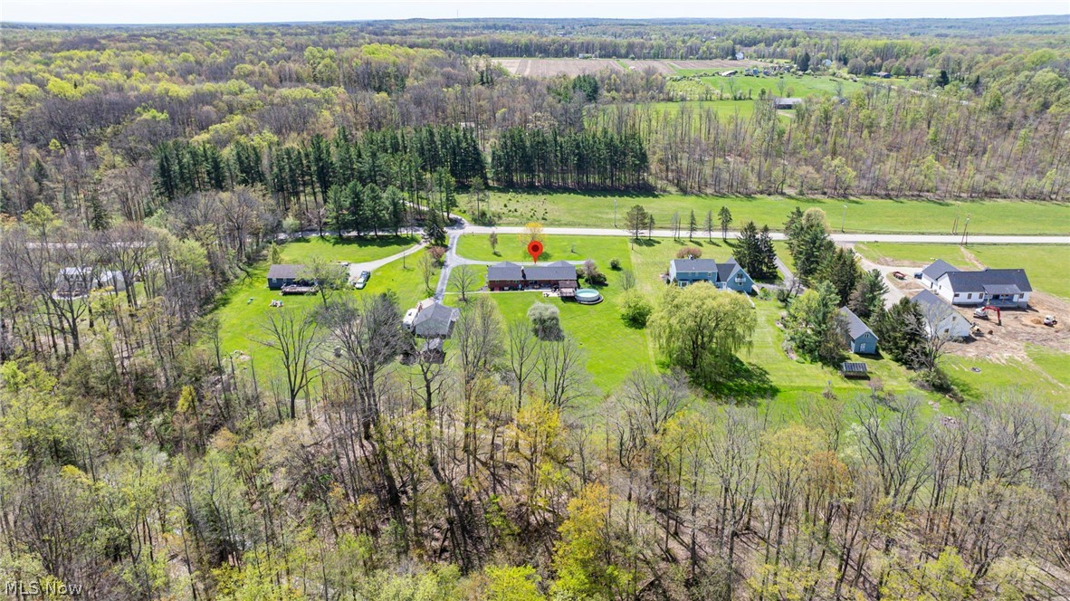 16156 Thompson Road Thompson, OH 44086 - Photo 7 of 43 Gallery Image 7