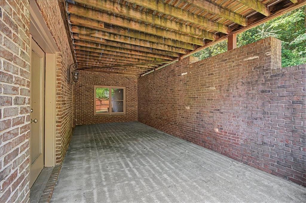 3880 Stratford Walk Circle Atlanta, GA 30342 - Photo 38 of 48