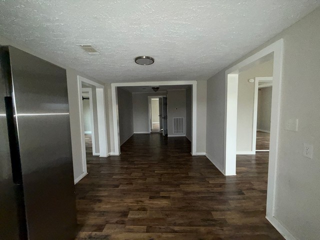 469 Fred Cooper Road McMinnville, TN 37110 - Photo 9 of 26