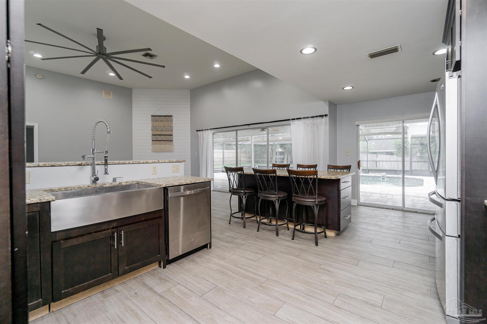 1441 Kings Road Cantonment, FL 32533 - Photo 12 of 38 Gallery Image 12