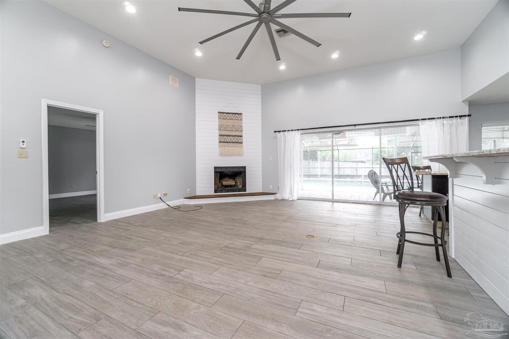1441 Kings Road Cantonment, FL 32533 - Photo 16 of 38 Gallery Image 16